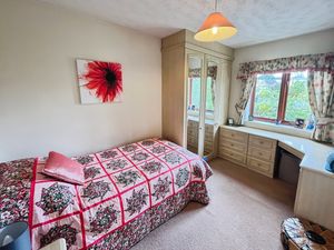 Bedroom 4- click for photo gallery